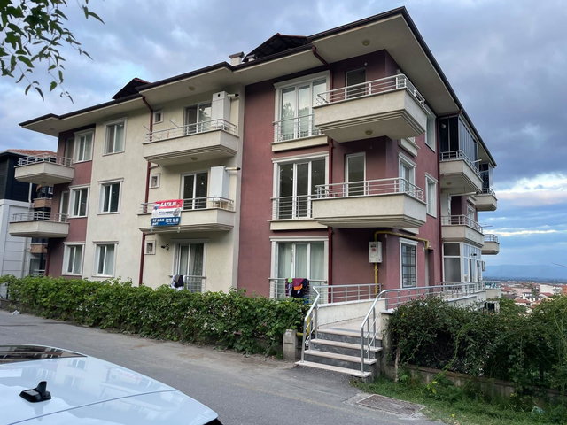 REMAX MAVİ'DEN ADAPAZARI MALTEPE MAH. 2+1 ARA KAT SATILIK DAİRE