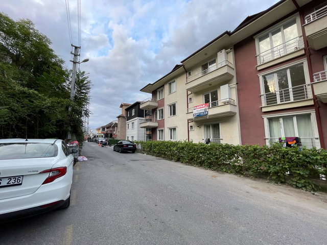 REMAX MAVİ'DEN ADAPAZARI MALTEPE MAH. 2+1 ARA KAT SATILIK DAİRE