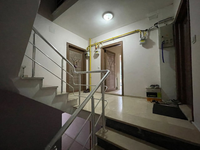 REMAX MAVİ'DEN ADAPAZARI MALTEPE MAH. 2+1 ARA KAT SATILIK DAİRE
