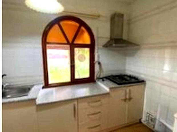 AĞVA'DA SİTE İÇİNDE 3 KATLI VİLLA