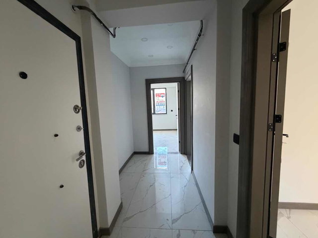 KAPALI SPOR SALONU KARŞISI BAHÇELİ KİRALIK 2+1 SIFIR DAİRE