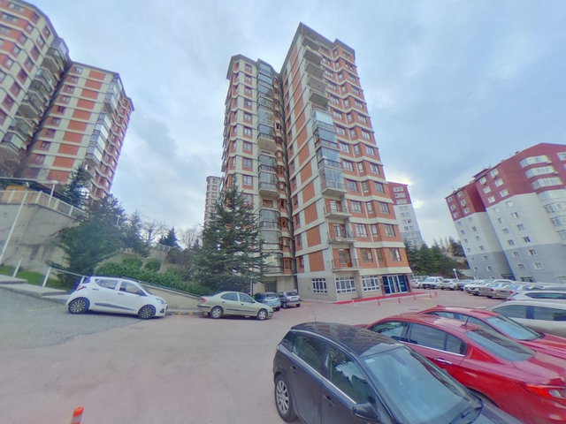 ÇANKAYA IŞÇI BLOKLARI ÇIĞDEM MEVKI ARA KAT SITE DAIRE ŞEHIR MANZARALI 3+1 YAPILI DAIRE
