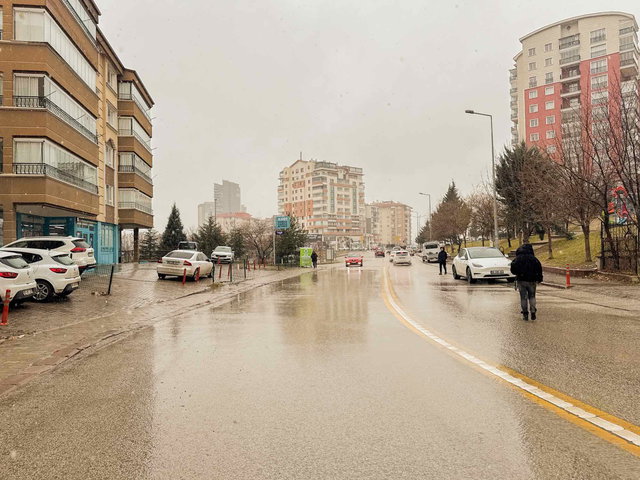 HASTANE VE METROYA YAKIN GENİŞBALKONLU BAKIMLI SATILIK 3+1 DAİRE