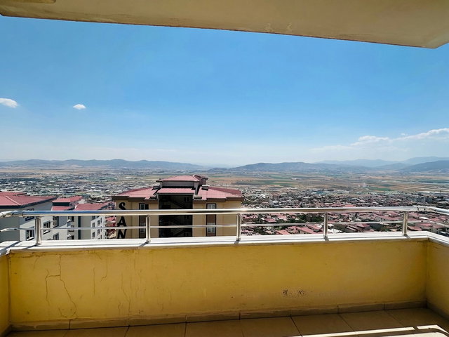 REMAX YENİ GAYRİMENKUL’DEN FERAH VE AYDINLIK 3+1 DAİRE