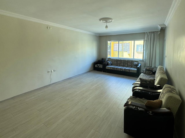 GÖLCÜK ÇİFTLİK MAH. B UYDUKENT SITESINDE 3+1, 110 M²  YÜKSEK GIRIŞ SATILIK DAİRE