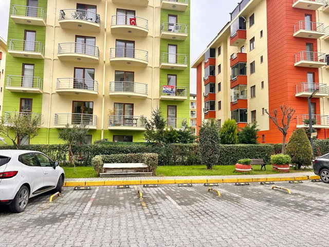 SANCAKTEPE SARIEVLER SITESI 2+1 ARA KAT KIRALIK DAIRE_EBRU MEMIÇ