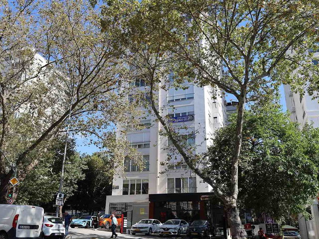 KADIKÖY SUADİYE'DE YENİ BİNA'DA TERASLI DUBLEKS 3+1 DAİRE