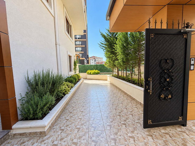 ÜMRANİYE ŞERİFALİ MEHMET AKİF SATILIK 2+1 BOŞ FIRSAT DAİRE