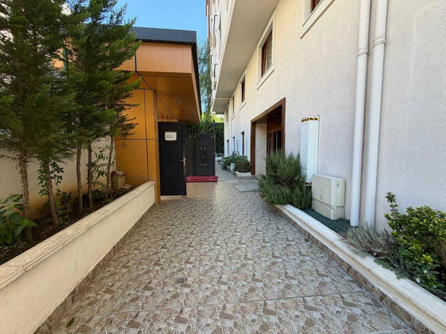 ÜMRANİYE ŞERİFALİ MEHMET AKİF SATILIK 2+1 BOŞ FIRSAT DAİRE