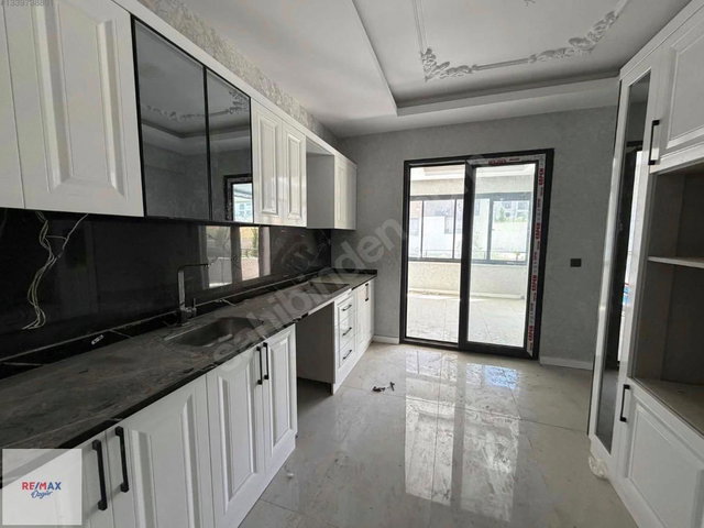 ERTUĞRULGAZİ'DE KAPALI OTOPARKLI,KAT BAHÇELİ FIRSAT 2,5+1 DAİRE