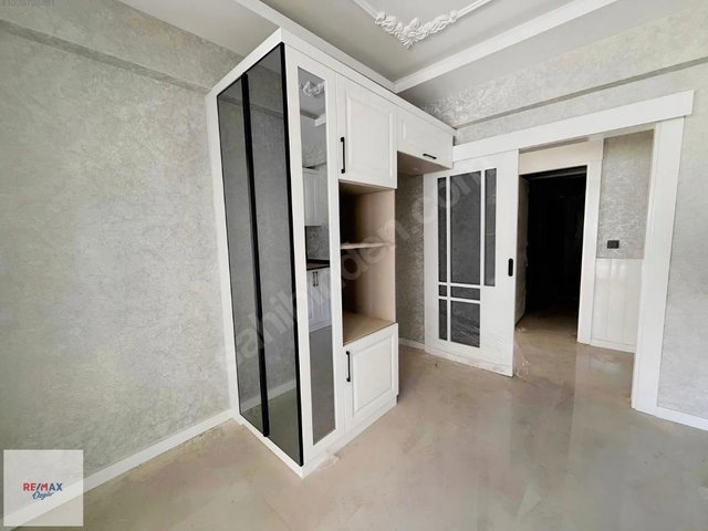 ERTUĞRULGAZİ'DE KAPALI OTOPARKLI,KAT BAHÇELİ FIRSAT 2,5+1 DAİRE