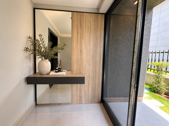 ALACAATLI’DA BUTIK SITEDE 2 KATLI, 5+1 SATILIK VILLA