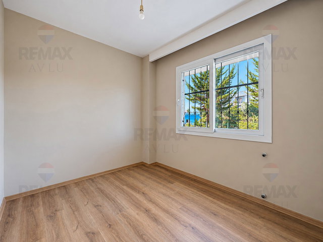 REMAX AVLU'DAN ÇİFTLİKKÖY'DE 2+1 SATILIK DAİRE