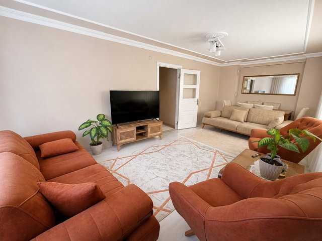 ARAPÇEŞME MAH. MERKEZİ KONUMDA GENİŞ 2+1 ARAKAT DAİRE