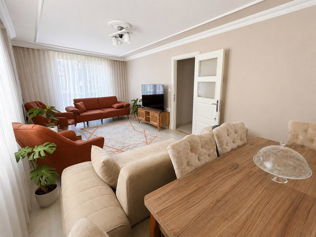ARAPÇEŞME MAH. MERKEZİ KONUMDA GENİŞ 2+1 ARAKAT DAİRE