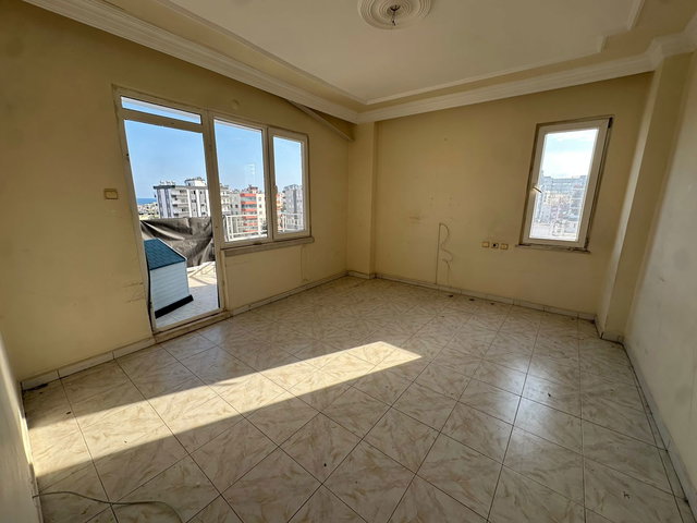 REMAX TOROS'TAN BURCUKENT SİTESİ'NDE CEPHELERİ AÇIK SATILIK 3+1