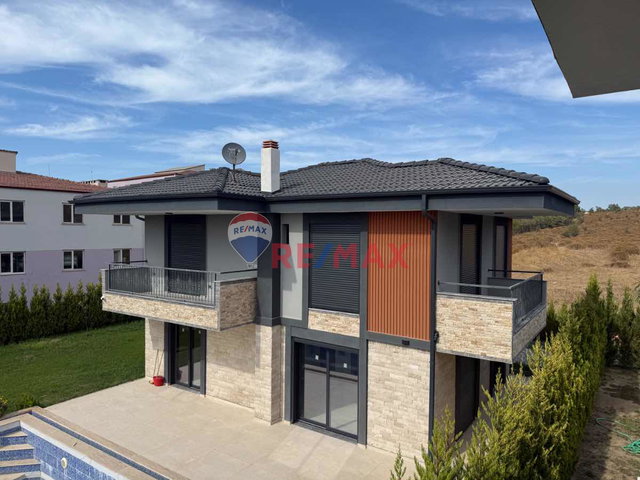 SEFERİHİSAR BAHÇEŞEHİR'DE 750 M2 ARSAYA SAHİP HAVUZLU VİLLALAR FAVORILERIME EKLE YAZDIR