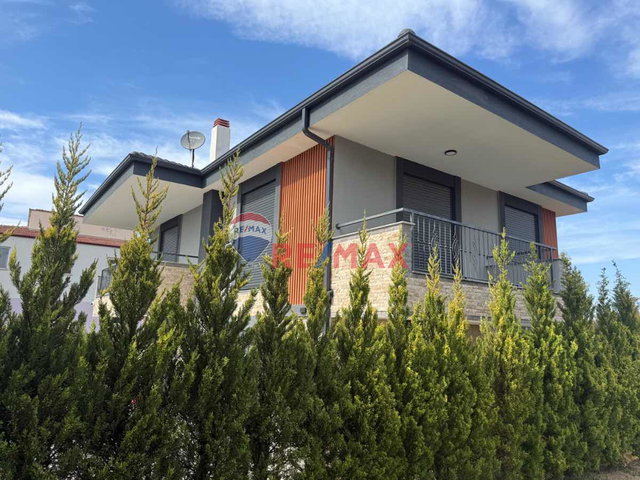 SEFERİHİSAR BAHÇEŞEHİR'DE 750 M2 ARSAYA SAHİP HAVUZLU VİLLALAR FAVORILERIME EKLE YAZDIR