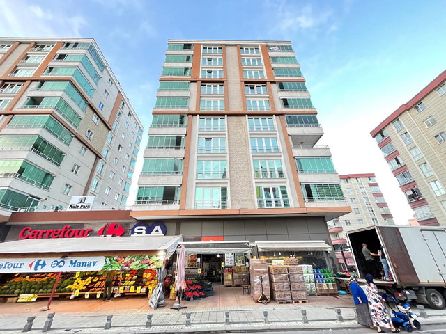 REMAX NEVİN’DEN DEREBAHÇE ‘ DE SİTE İÇİ SATILIK 4+1 DAİRE