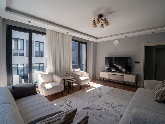 BEYLİKDÜZÜ KAVAKLI ES MARİN MENEKŞE SİTESİ SATILIK DAİRE 2+1
