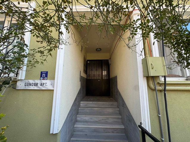 BARBAROS’TA TROYA VE ATATÜRK CADDESİ ARASINDA 2+1 SATILIK DAİRE