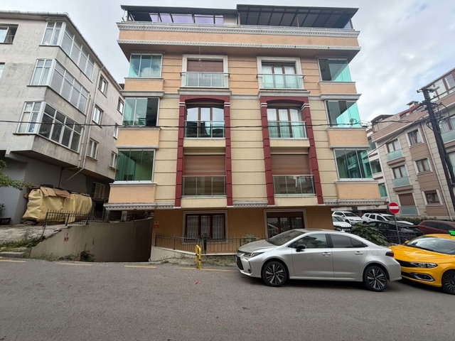 REMAX ASHILL ÜSKÜDAR FERAH MAHALLESI 4+2 DUBLEX SATILIK DAIRE