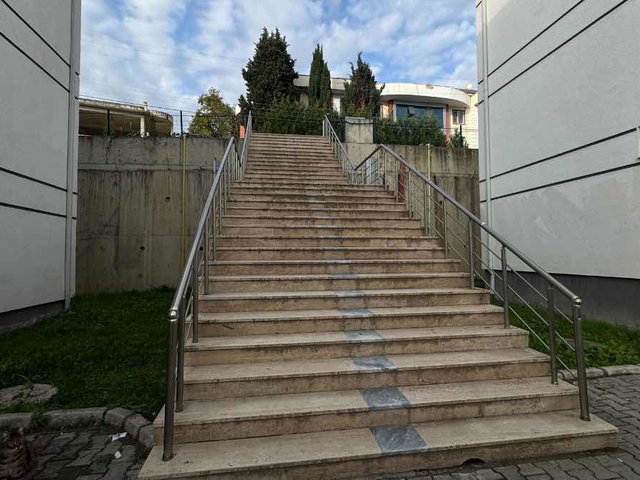 REMAX SOFT'TAN ÜNİVERSİTEYE 200 MT FULL EŞYALI 1+1 KİRALIK DAİRE