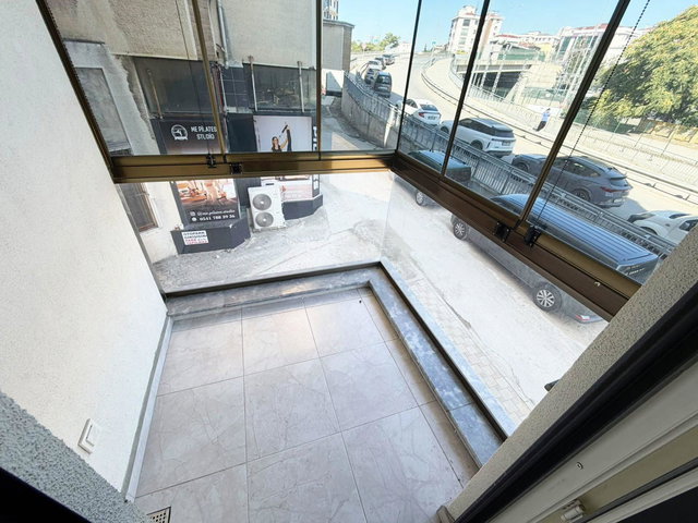 YENİ BİNADA BALKONLU AYRI MUTFAKLI ARAKATTA DAİRE FIRSATI