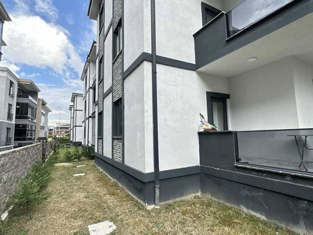 ADAPAZARI YAĞCILAR MAHALLESİ OKULLAR BÖLGESİNDE 2+1 KİRALIK DAİRE