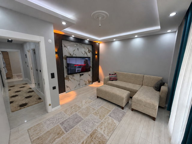 BAĞLARBAŞI MAH. İSTASYON CAD YAKINI K.OTOPARKLI SATILIK LÜKS 2+1