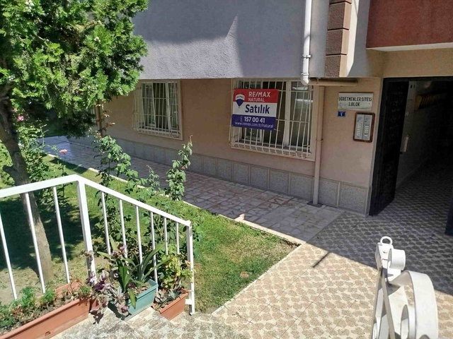 REMAX NATURAL'DAN DEĞİRMENDERE YÜZBAŞILARDA SATILIK 2+1 DAİRE