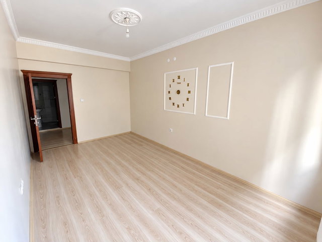 REMAX ARTIS'DEN SARAYBOSNA'DA 3+1 KIRALIK DAIRE