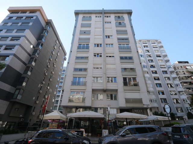 KADIKÖY GÖZTEPE’DE 3+1 | 130 M² BRÜT