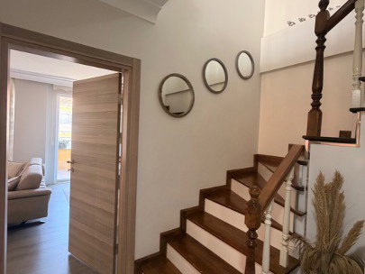 RE/MAX EFFECTTEN DERİNCE ÇINARLIDA 200 M² 4+1 ÇATI DUBLEKS