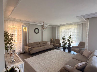 RE/MAX EFFECTTEN DERİNCE ÇINARLIDA 200 M² 4+1 ÇATI DUBLEKS