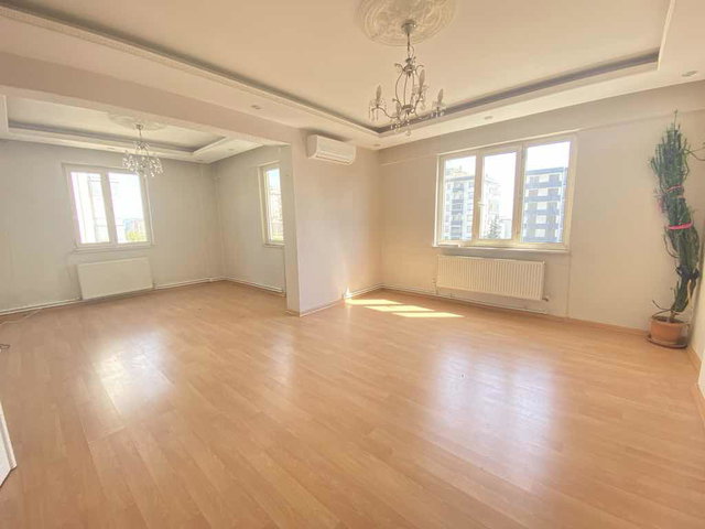 ALPARSLAN TÜRKEŞ BULVARINDA YÜKSEK ARSA PAYLI SATILIK 3+1 DAİRE