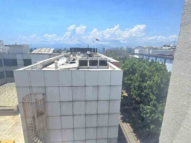 IŞIKLAR'DA ŞEHRİN KALBİNDE DENİZ MANZARALI | ASANSÖRLÜ | SATILIK DAİRE