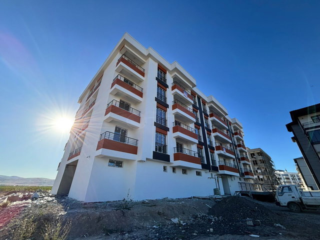 REMAX ARTIS'DEN DADAŞKENT'TE SATILIK 3+1 DAIRE