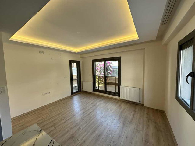 KARŞIYAKA İMBATLI’DA KİRALIK 2+1 DAİRE