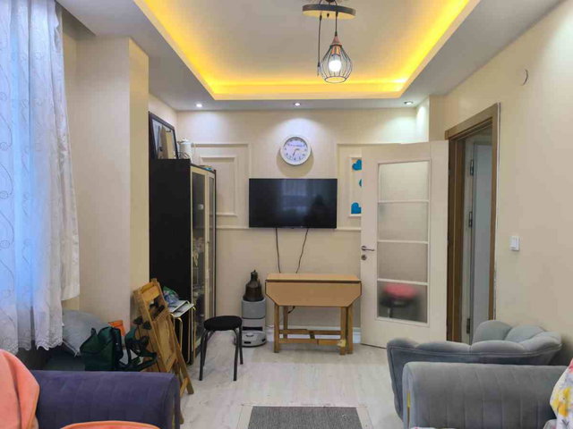 BEYLİKDÜZÜ YAKUPLU DÜZ GİRİŞ 2+1 SATILIK BOŞ DAİRE