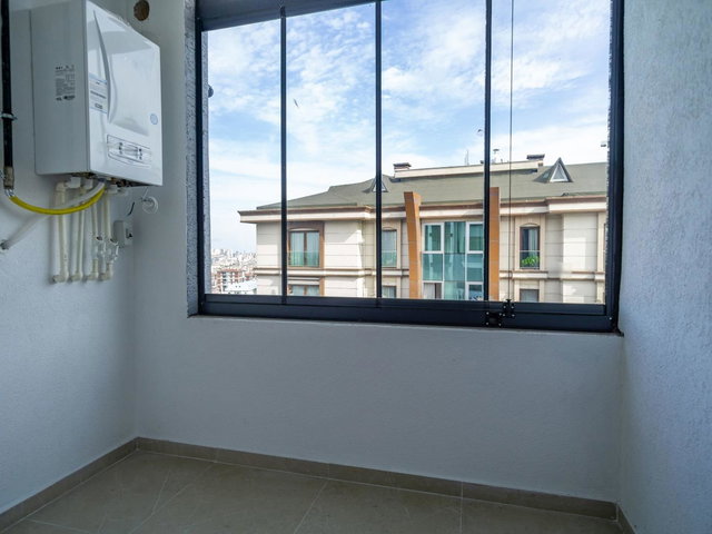 BAĞCILAR GÜNEŞLİ NEW İSTANBUL SİTESİ KİRALIK 3+1 DAİRE ARAKAT