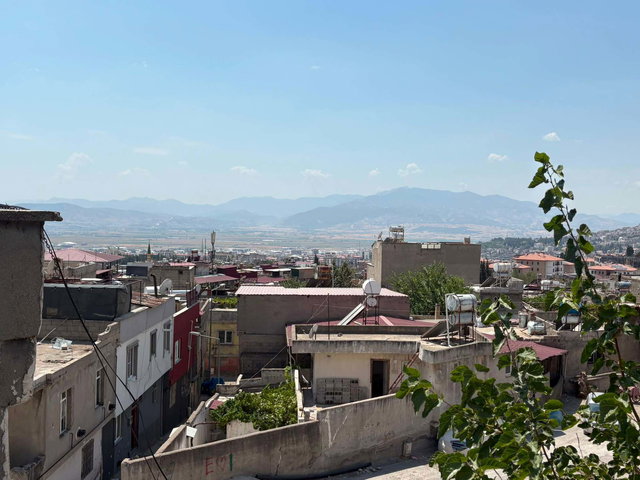 DURAKLI MAH.’DE 5+2, 230 M² BRÜT MÜSTAKİL EV | 3 BANYO, DOĞALGAZ KOMBİ
