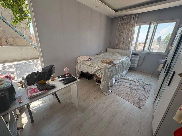 DURAKLI MAH.’DE 5+2, 230 M² BRÜT MÜSTAKİL EV | 3 BANYO, DOĞALGAZ KOMBİ