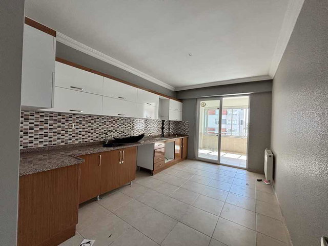 REMAX YENİ'DEN HAYDARBEY'DE KİRALIK SİTE İÇİ 4+1 DAİRE