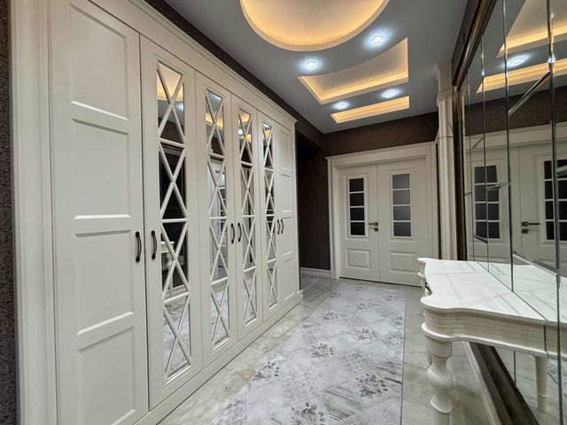 REMAX YENİ'DEN GÜLNEVA KONUTLARI SATILIK 4+1 SİTE İÇİ LÜKS DAİRE
