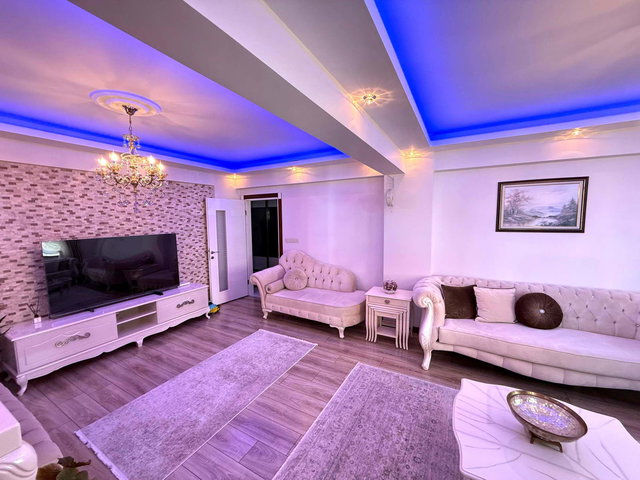 RE/MAX İNCİ'DEN MALTEPE MAH. AYŞEGÜL SİTESİ’NDE 3+1 SATILIK DAİRE
