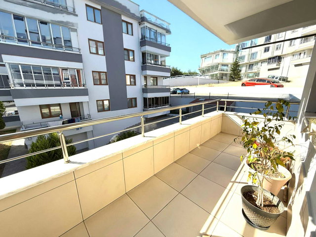 RE/MAX İNCİ'DEN MALTEPE MAH. AYŞEGÜL SİTESİ’NDE 3+1 SATILIK DAİRE