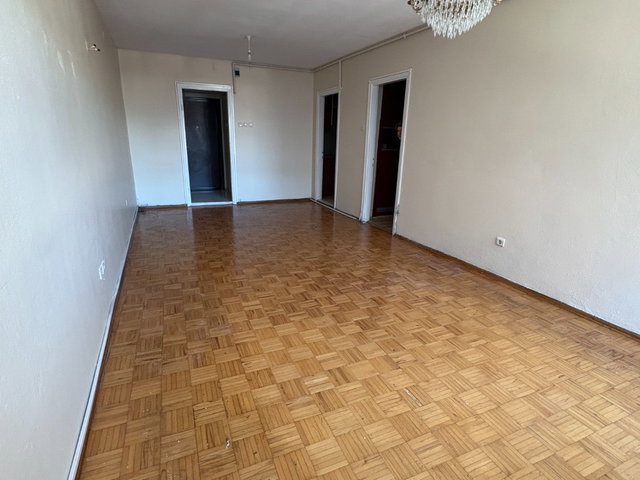 İZMİT MERKEZ’DE | DENİZE YAKIN | CADDE ÜZERİNDE | BALKONLU 2+1