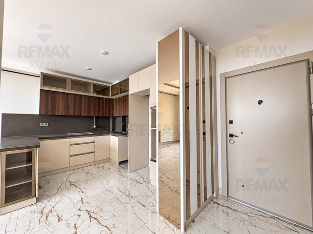 REMAX AVLU'DAN TURKUAZ SİTESİ'NDE 1+1 SATILIK DAİRE