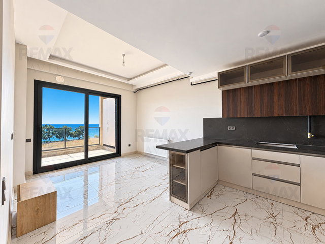 REMAX AVLU'DAN TURKUAZ SİTESİ'NDE 1+1 SATILIK DAİRE